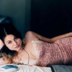 Une femme de ménage