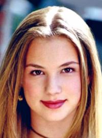 Emily VanCamp