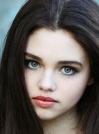 Olivia Hussey est la mère de India Eisley