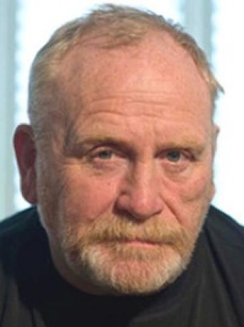 James Cosmo