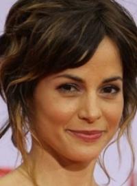 Stephanie Szostak