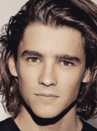 Brenton Thwaites