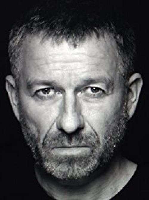 Sean Pertwee