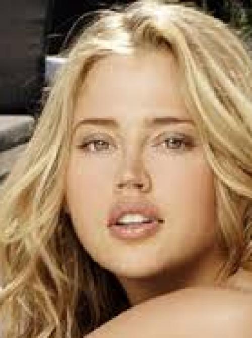 Estella Warren