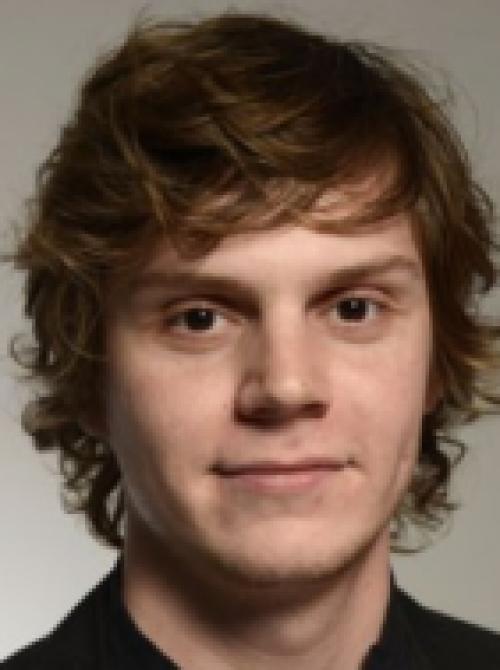 Evan Peters