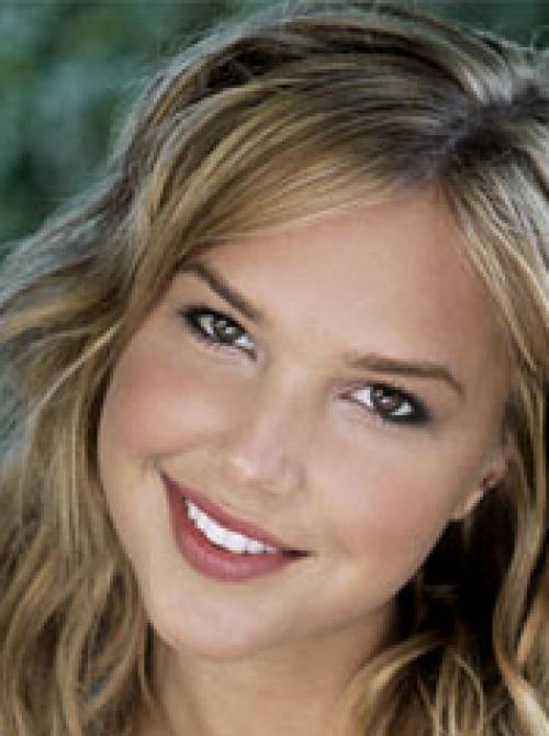 Arielle Kebbel