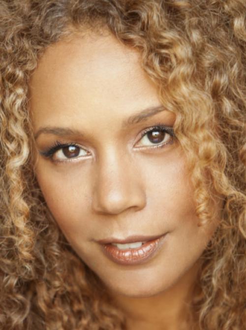 Rachel True