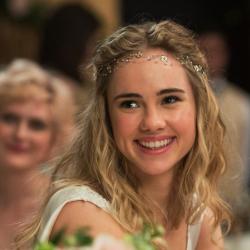 Suki Waterhouse