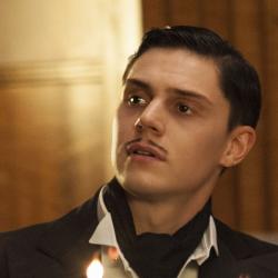 Evan Peters