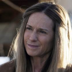 Holly Hunter