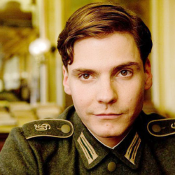 Daniel Brühl