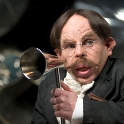 Warwick Davis