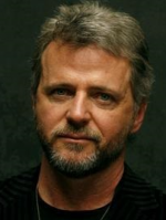 Aidan Quinn