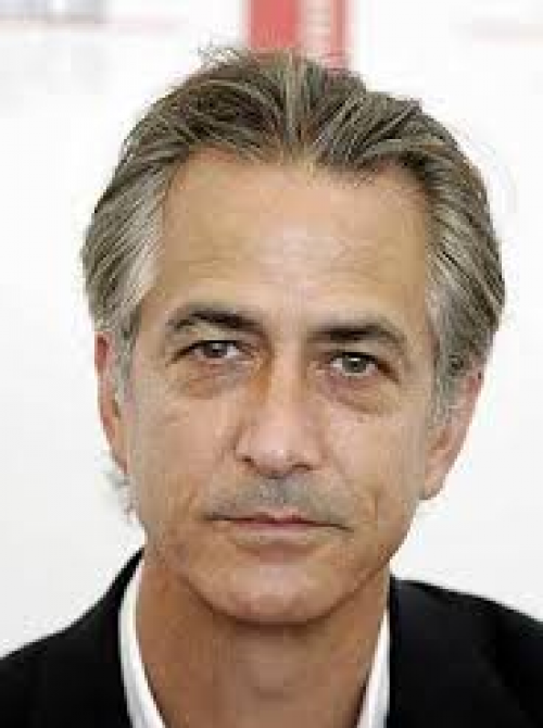 David Strathairn