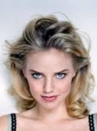 Kelli Garner