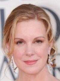 Elizabeth Perkins