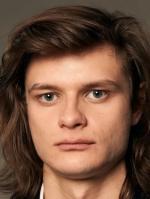 Charlie Tahan