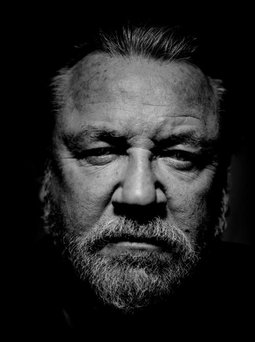 Ray Winstone