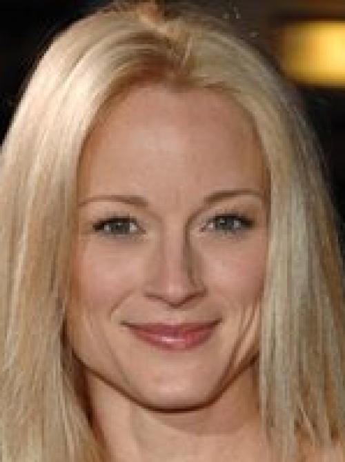 Teri Polo