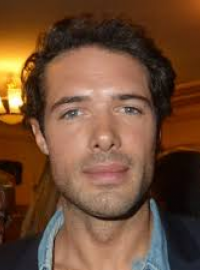 Guy Bedos est le père de Nicolas Bedos