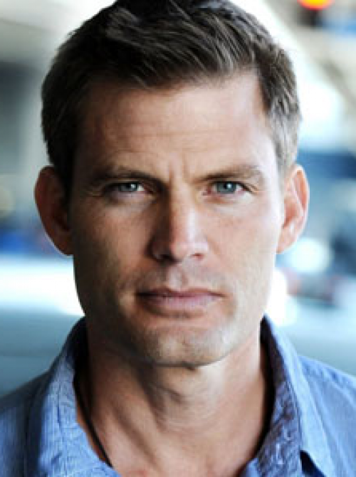 Casper Van Dien