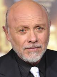 Héctor Elizondo