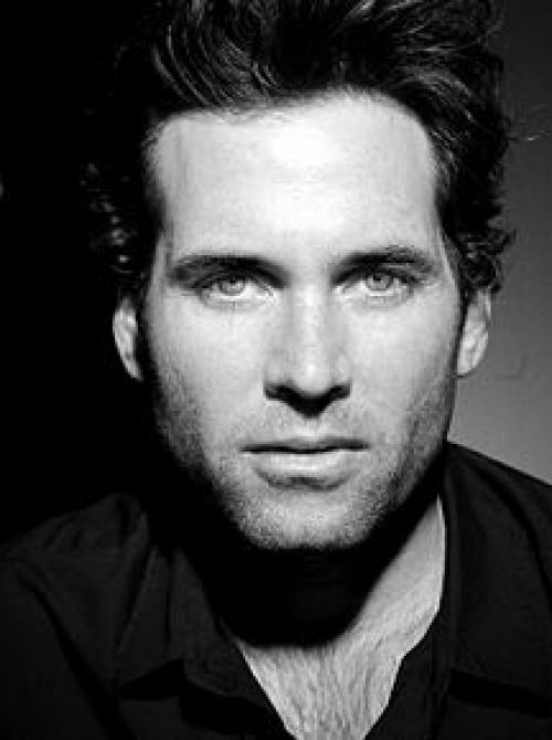 Eion Bailey