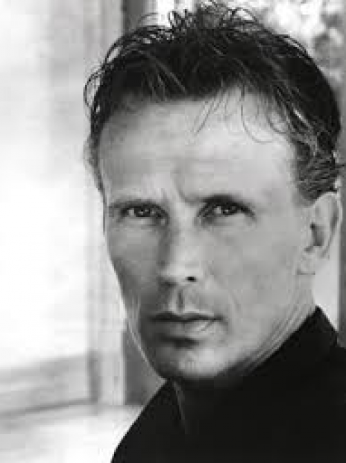 Peter Weller