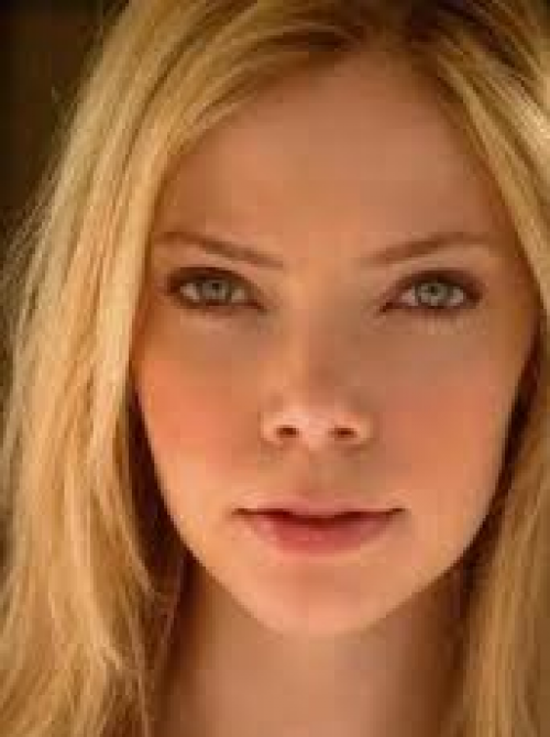 Riki Lindhome